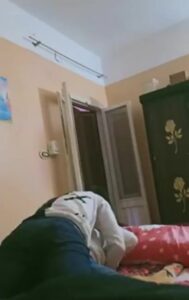 فضيحة سكس مصري مسرب نار: شاب مصري واخد صاحبته من المدرسة في شقته ويقلعها بالعافيه وينيك طيزها – سكس مصري – حصري بجودة عالية HD